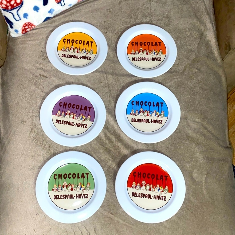 Pottery Barn Chocolate Set of 6 Desert Plates
